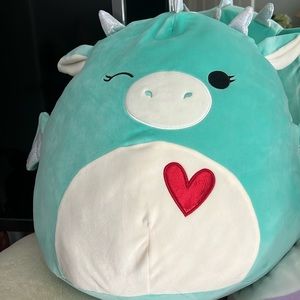 Squishmallows, Big teal/blue dragon with heart